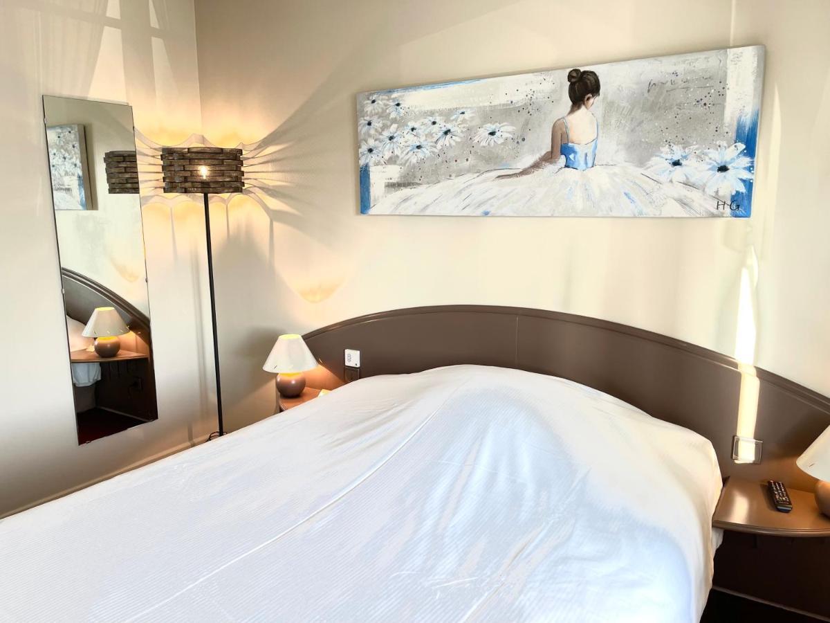 Hotel - Restaurant "Histoire De Bistrot" Isbergues Екстериор снимка